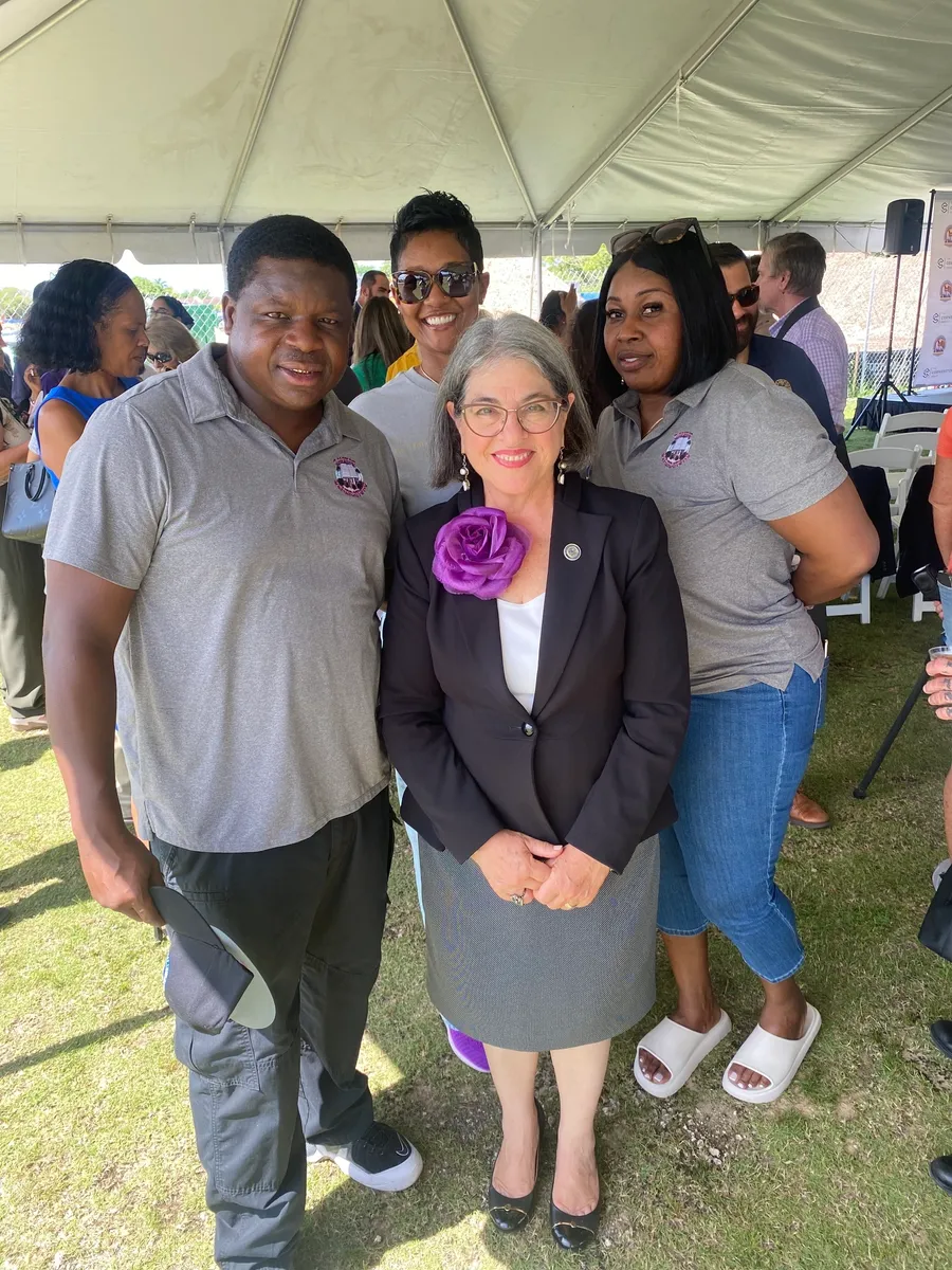 Image hover effect image